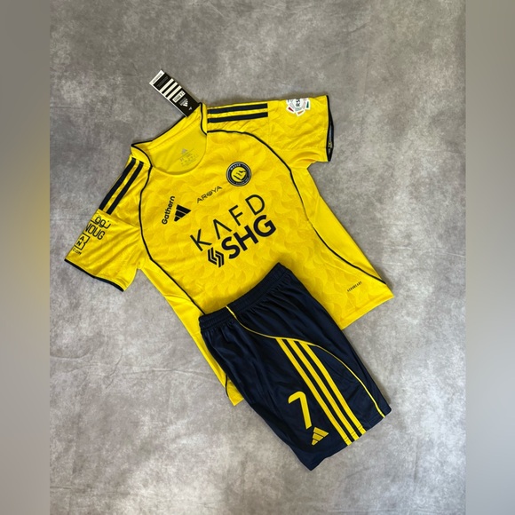 Al Nassar Home Cristiano Ronaldo 7 set for kids - Picture 5 of 8